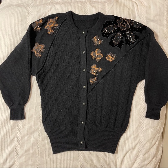 Vintage Made in Italy Wool Cardigan with Animal Print Accents Black - Picture 4 of 16